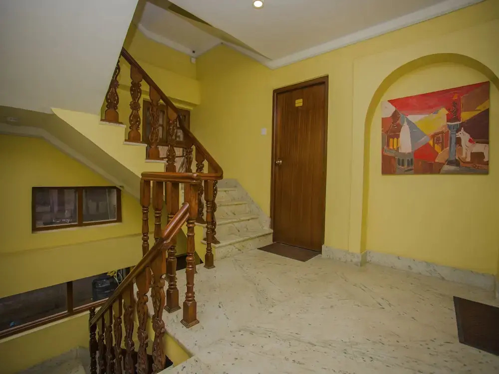OYO 299 Hotel Sweet Home