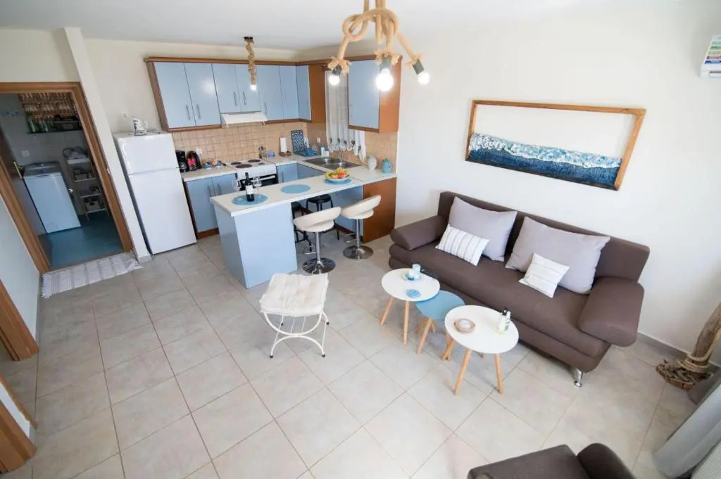 Lovely Seaside Apartment