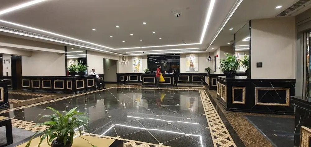 Spacious 2 BR Apartment Princess Tower