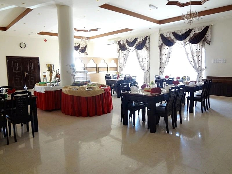 Green Oasis Hotel