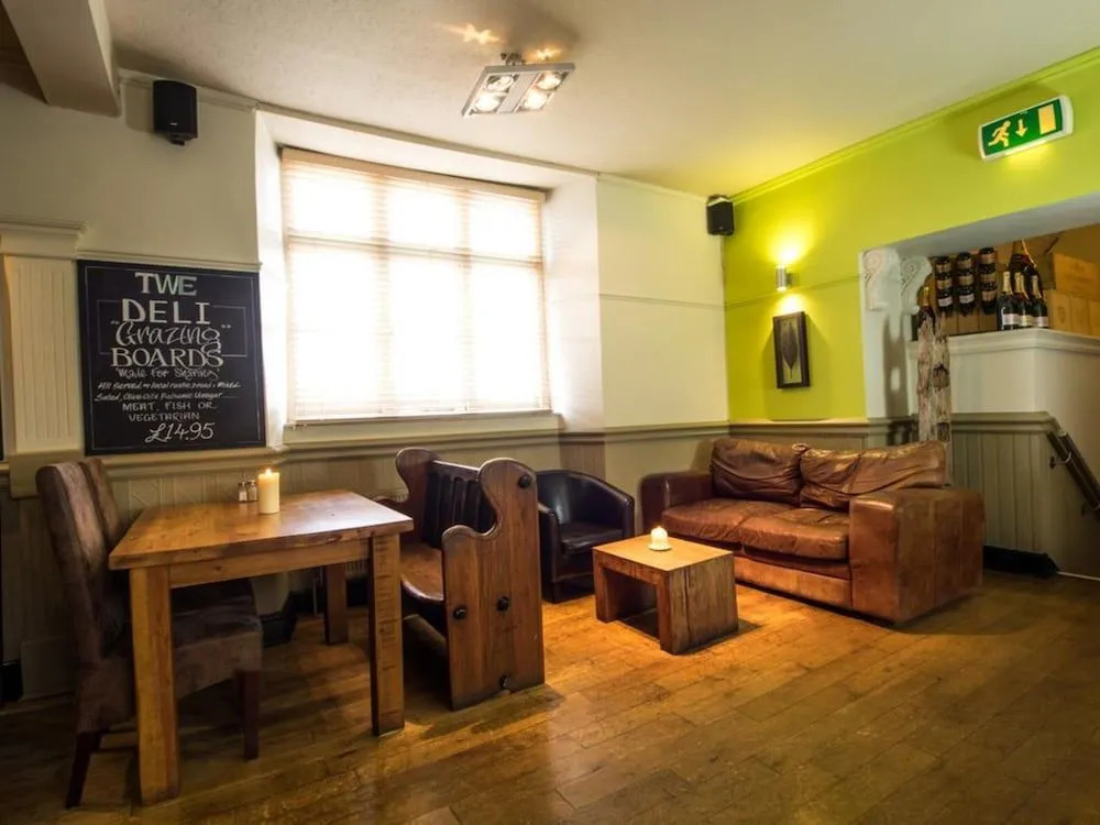 The Worlds End - Northampton
