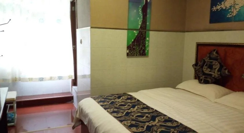 Panzhihua Dongchen Hotel