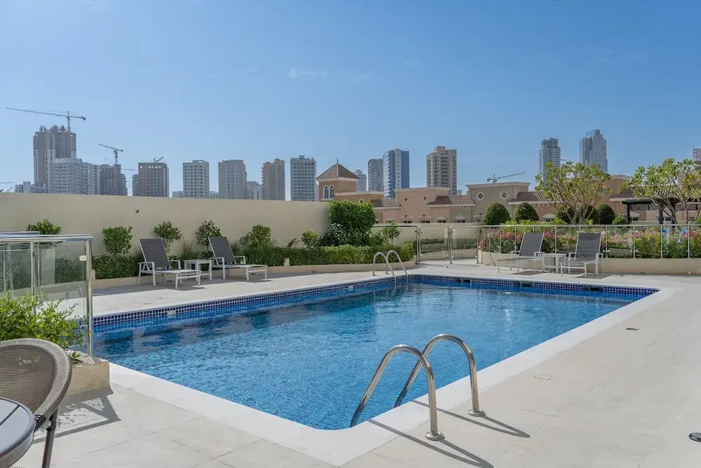 Your Dream Stay in JVC - Stylish Studio for 4