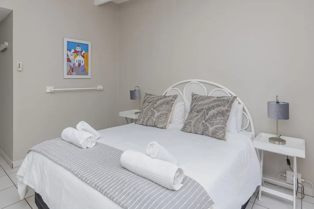 San Lameer Villa Rentals  2823