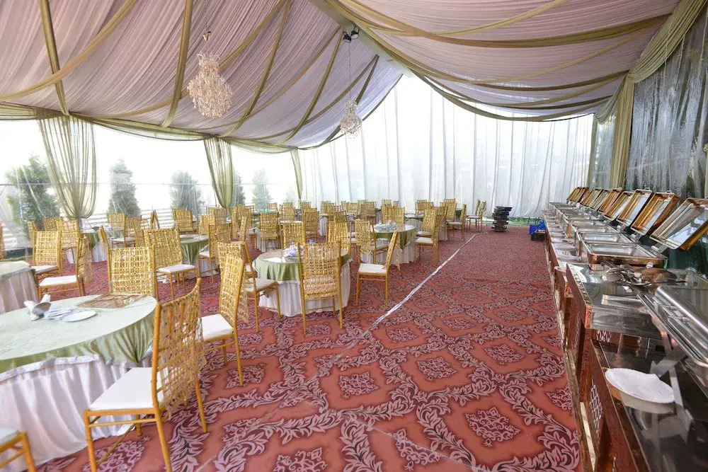 Hotel Golden Leaf Kashmir