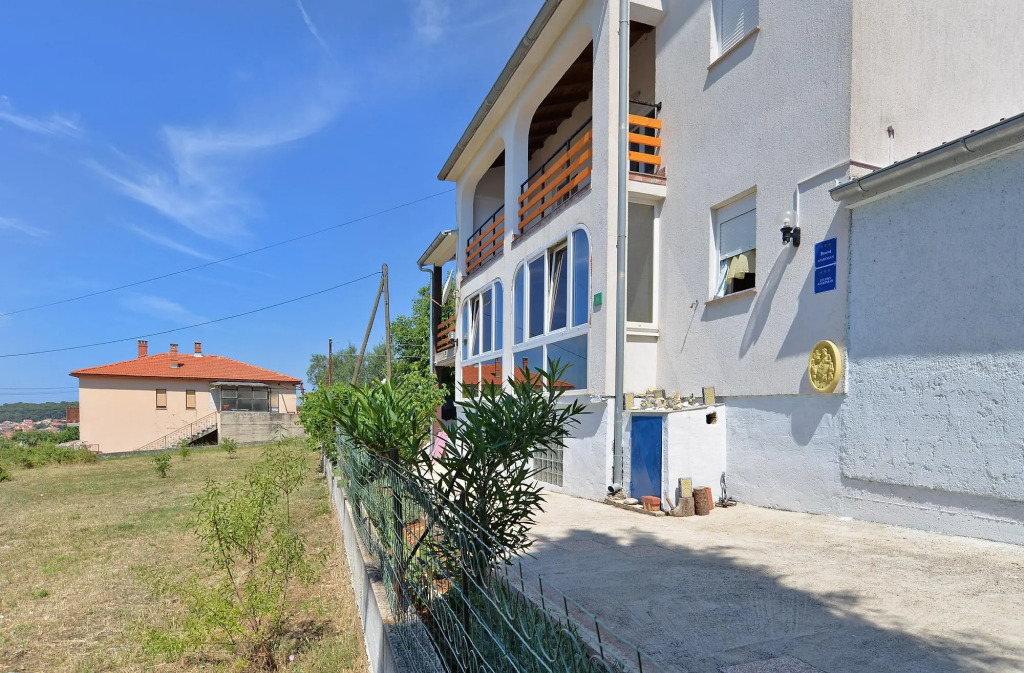 Apartment 1355