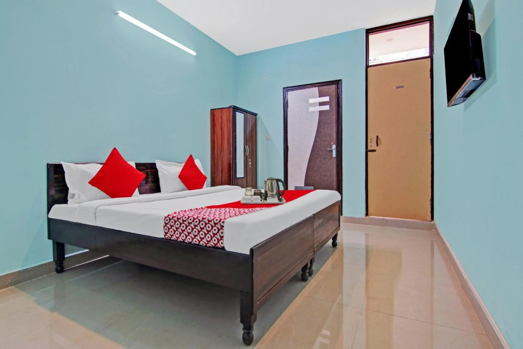 OYO Flagship 70330 Mohan Villa