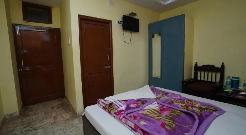 Hotel Gokul Palace