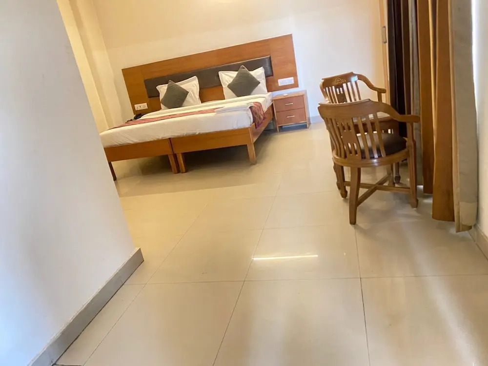 Radient Casa Hotel