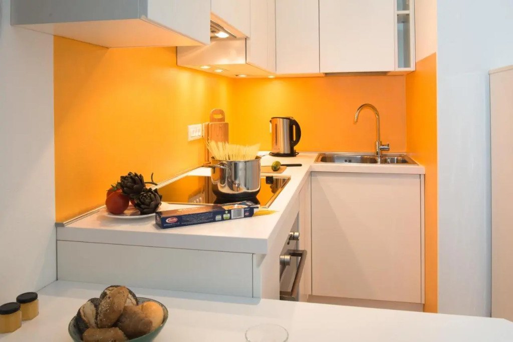 Vintler Apartments