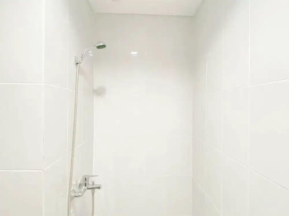 Basic Look Studio Near Bekasi Station At Patraland Urbano Apartment