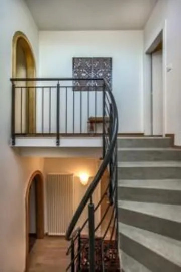 Am Schloss Guest House