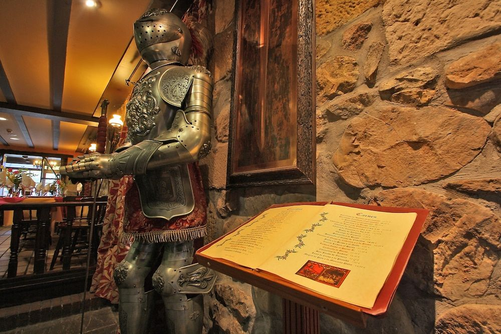 Posada Medieval El Manjon