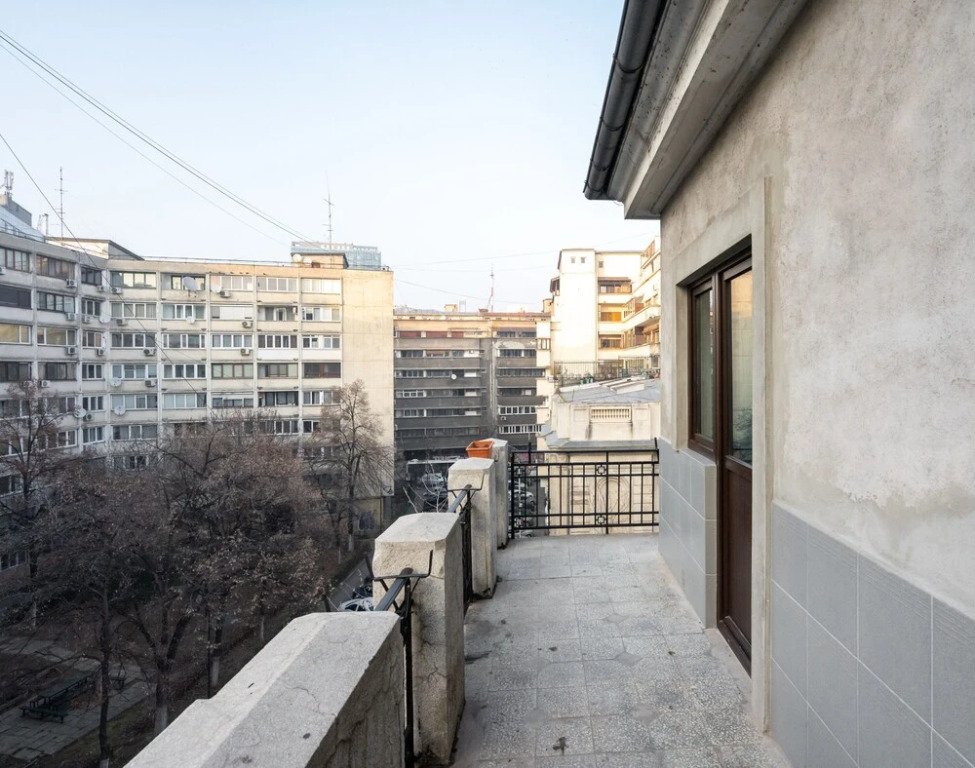 GOLDEN LEAF - Stunning Central 1BR Apt