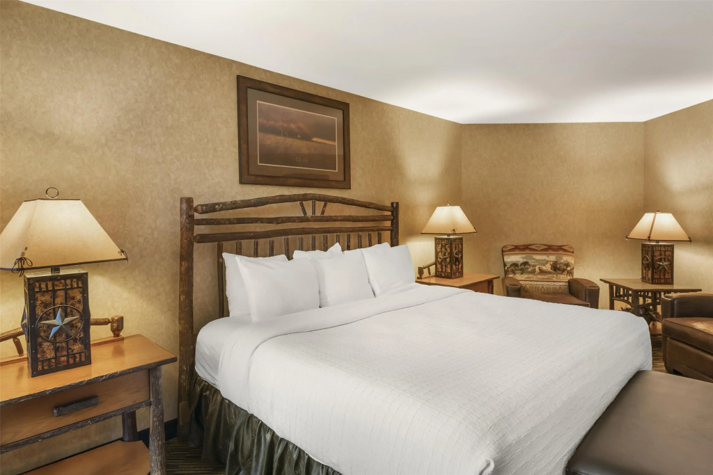 Best Western Plus Kelly Inn and Suites