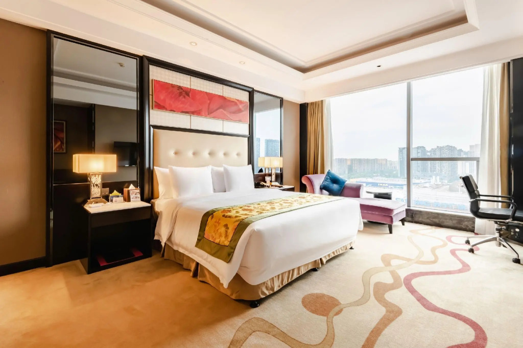 Chengdu Dading Century Hotel