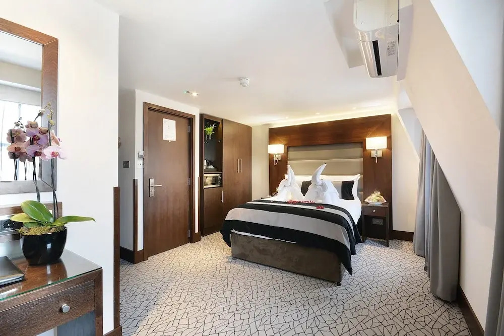 Paddington Court Executive Rooms