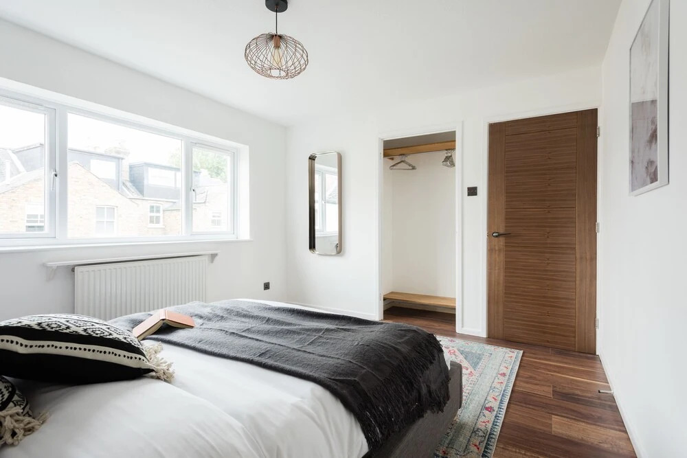 The Jericho Terrace House - 2BD + Parking