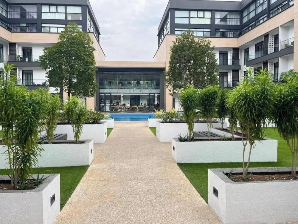 Embassy garden ebs legend luxury studio