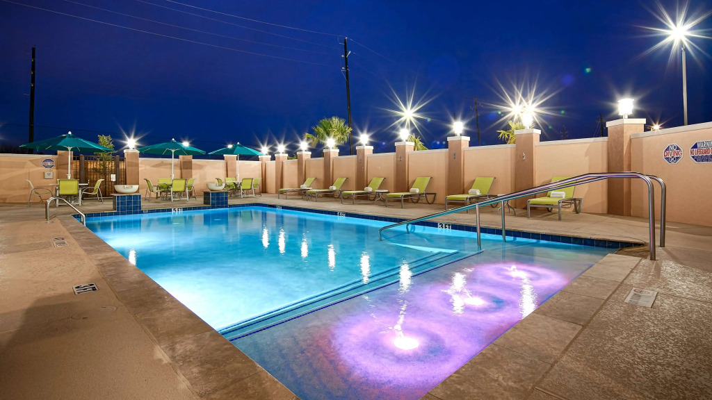 Best Western Premier Houston Northwest - Willowbrook