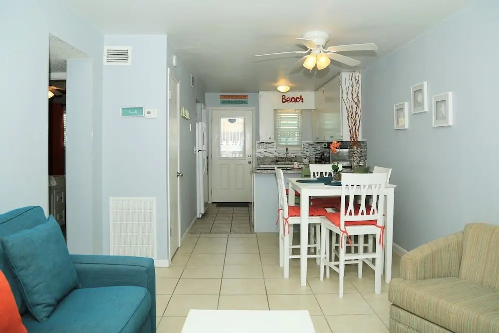 Harbor House B17 2 Bedrooms 2 Bathrooms Condo