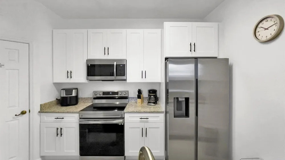 BF 2bedrooms 2303 - 102