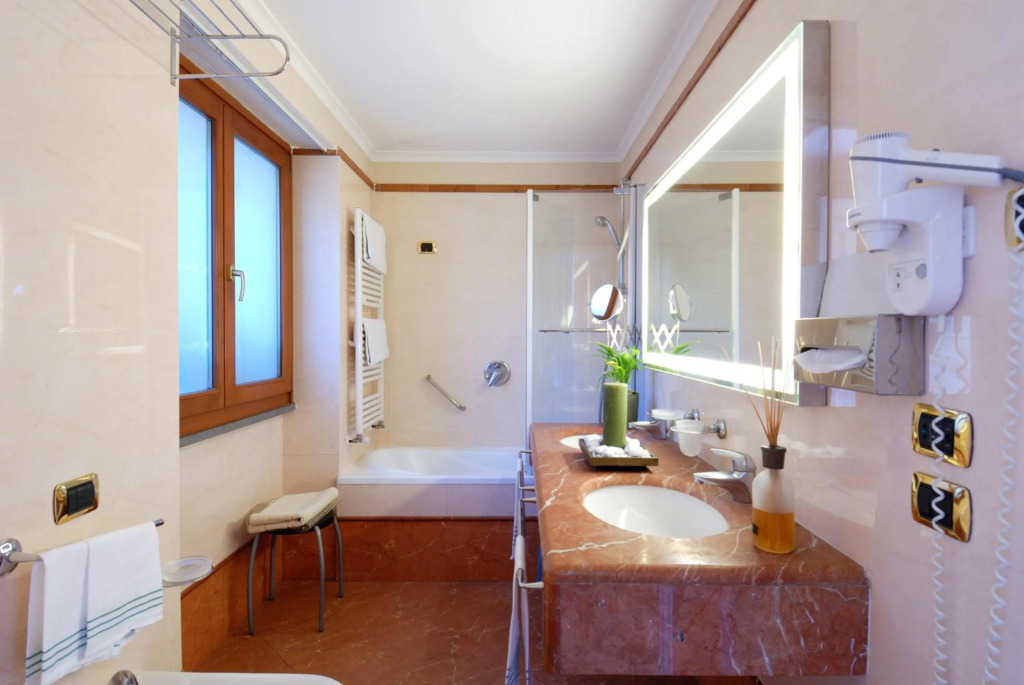 Hotel Forum