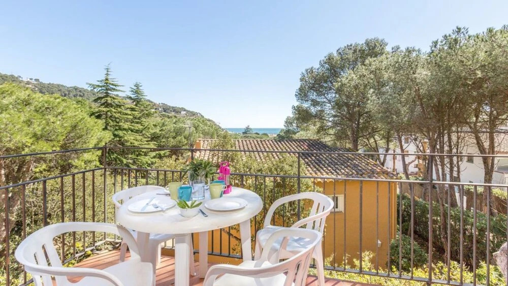 Apartment - 4 Bedrooms with Pool and Sea views - 107154