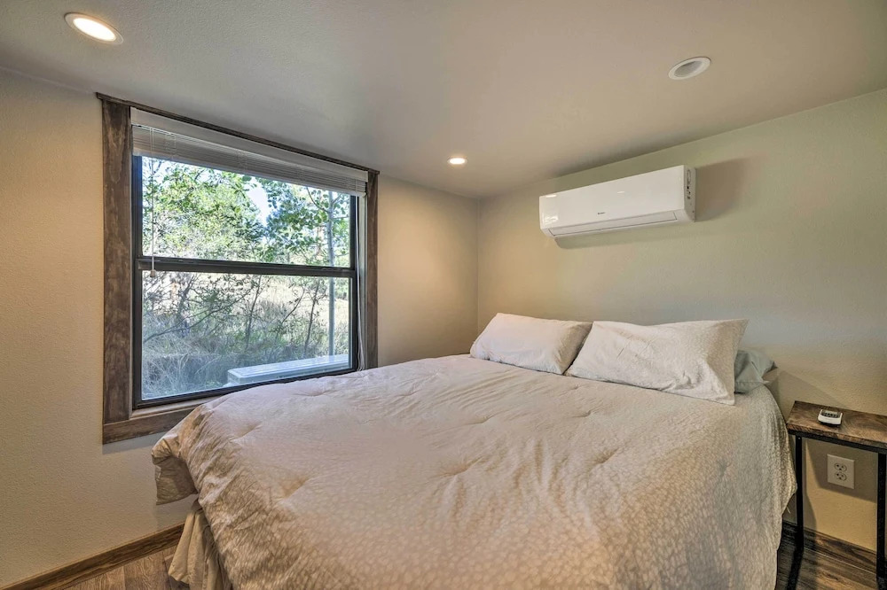 Roomy Pagosa Springs Tiny Cabin: 1 Mi to Downtown