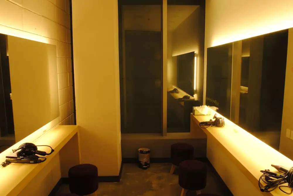 MoonDong's Hostel