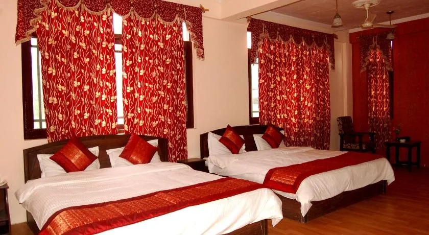 The Grand Plaza