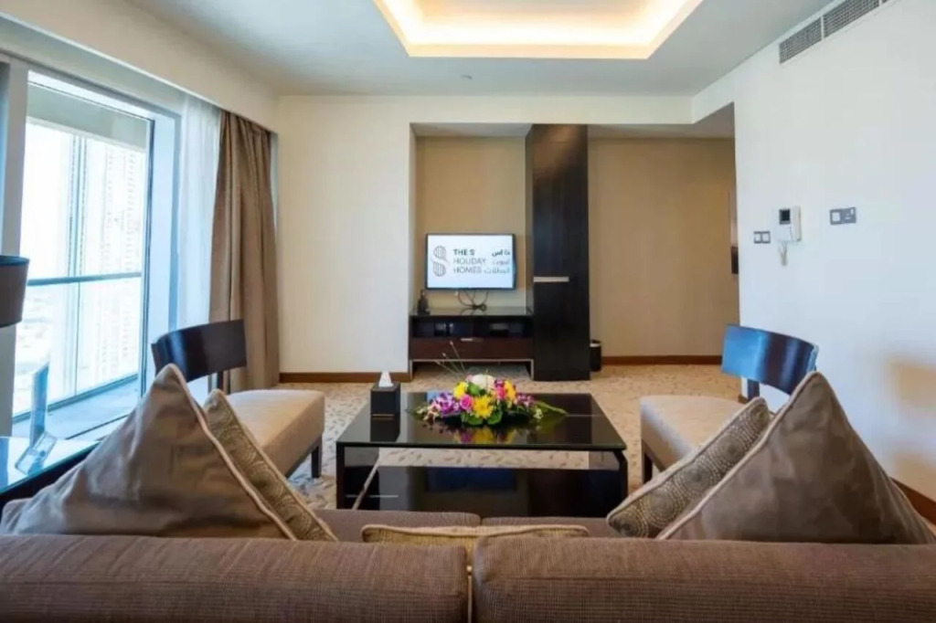 Holistay Kempinski Central Avenue Deluxe Studio with Burj Khalifa View