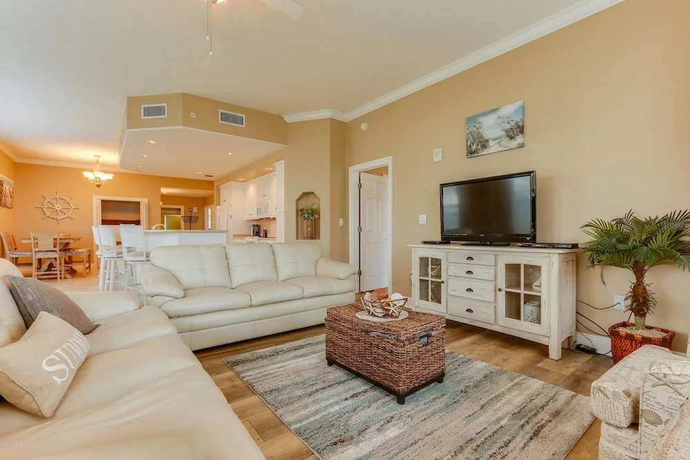 Comfortable Modern Condo with Amazing Ocean View from 750 sqft Balcony - Unit 0107 by RedAwning