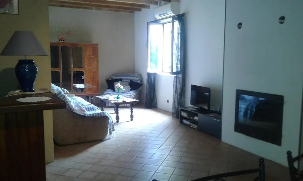 Apartment With 2 Bedrooms in Le Bugue, With Private Pool, Furnished Ga