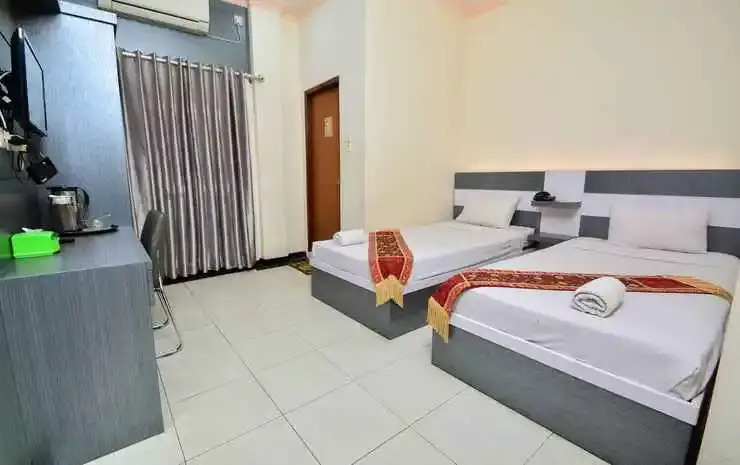 Grand Jamrud Hotel 1