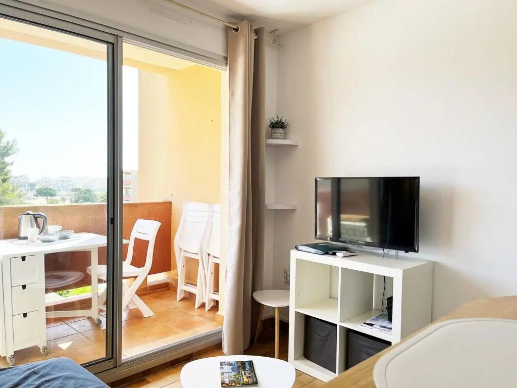 Appartement Bormes-les-Mimosas, 1 pièce, 2 personnes - FR-1-251-414