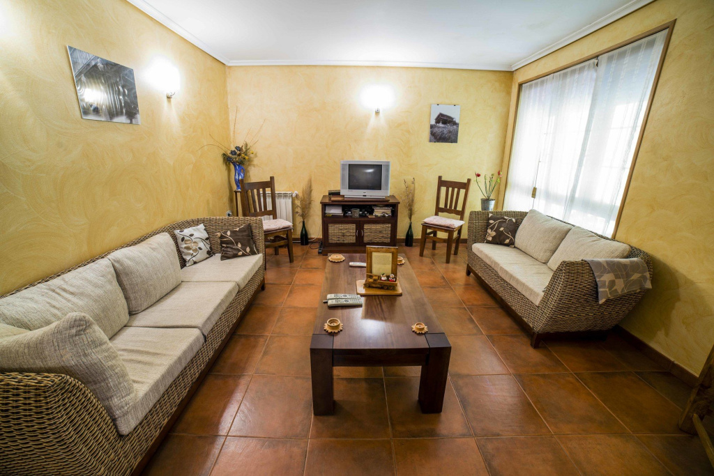 Hotel Pugide