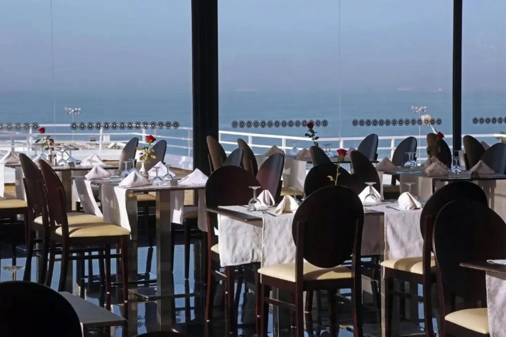 Anezi Tower Hotel