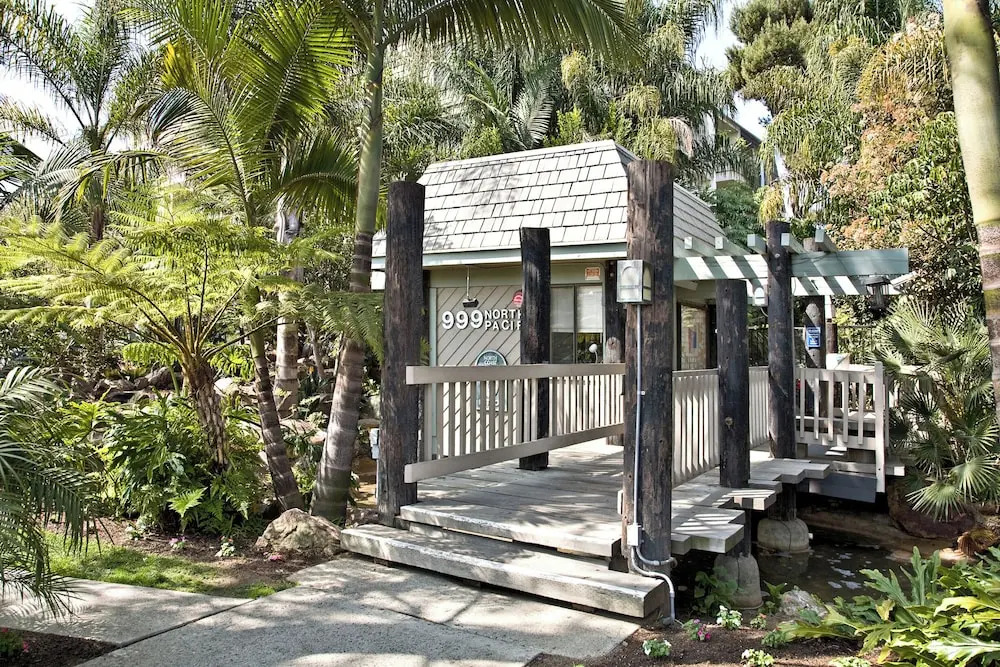 North Coast Village B212