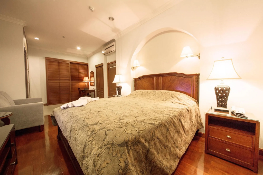 Baan Montida Serviced Apartment