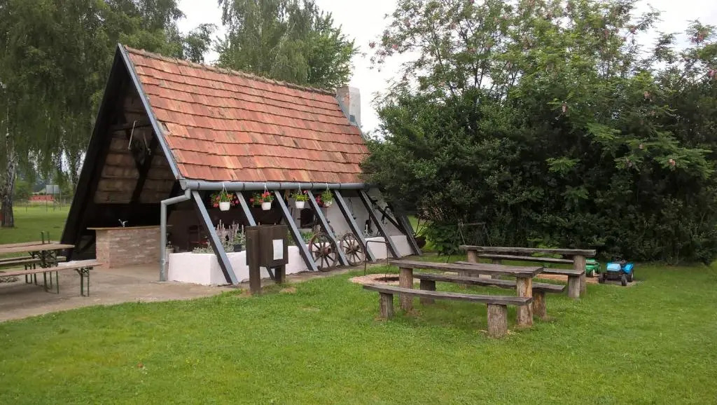 Nyírfás Camping