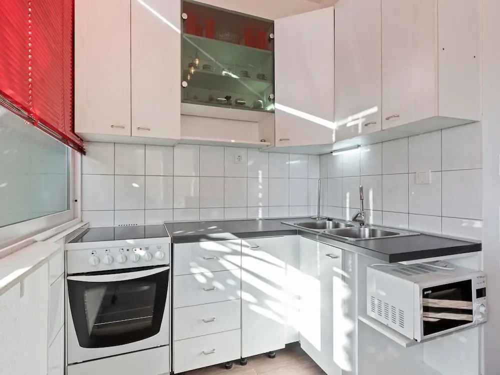 Refined Apartment in Kaštel Lukšić with Garden