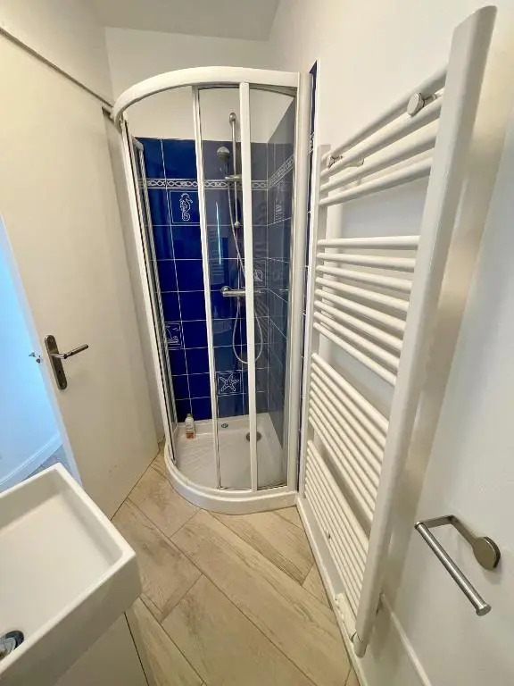 Studio rénové avec terrasse et vue unique !