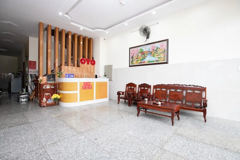 OYO 554 Happy Hotel