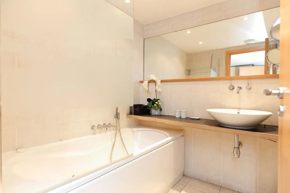 Pavillon Riviera 1 YourHostHelper