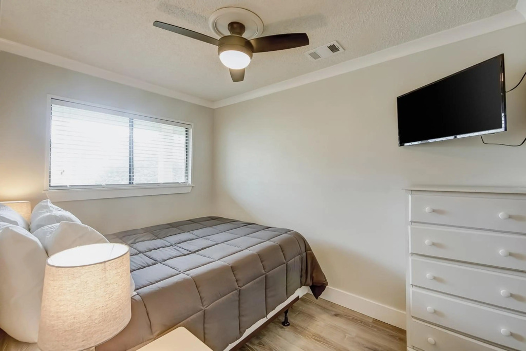 Sea Cabin 121-B