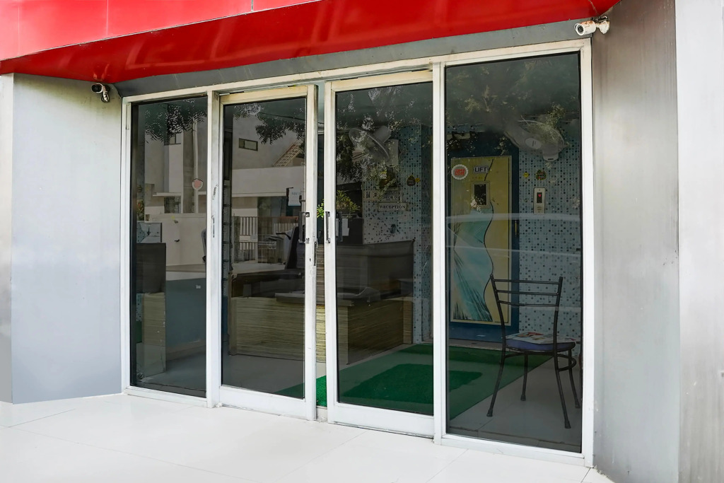 Super Hotel O Vibrant Residency