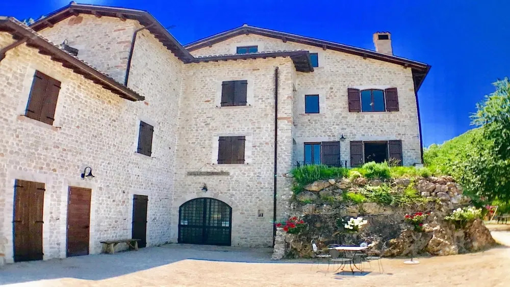 Villa Mariannasleeps 25spoleto 7 Milesrome 1 Hr