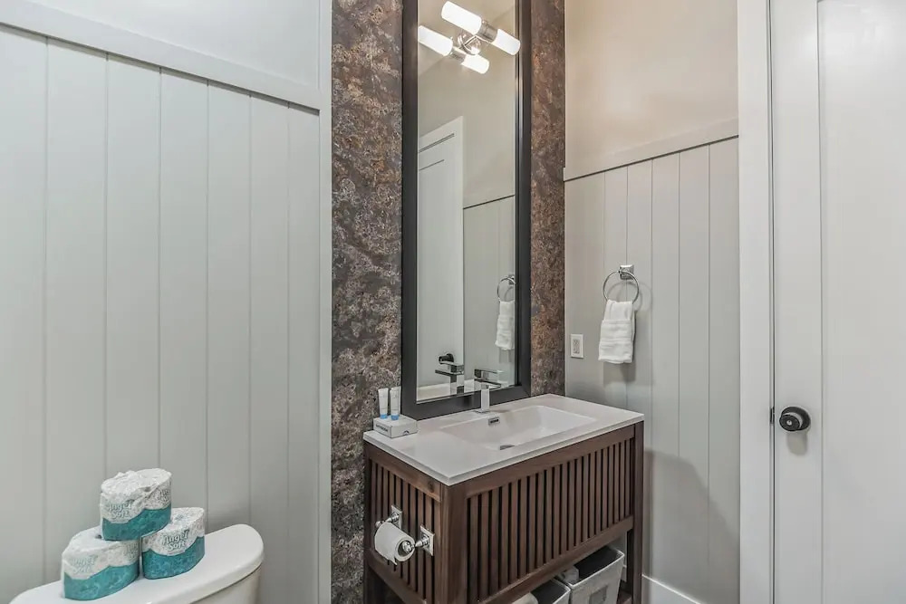 Music City's West End Retreat