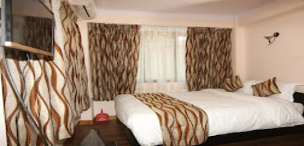 MeroStay 206 Hotel KU